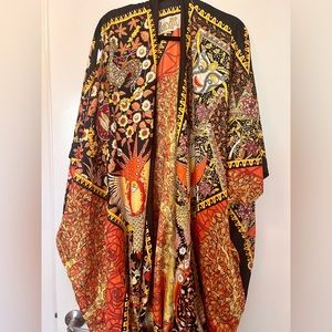 Silk thin kimono gorgeous on🔥🔥open size very long to the ground